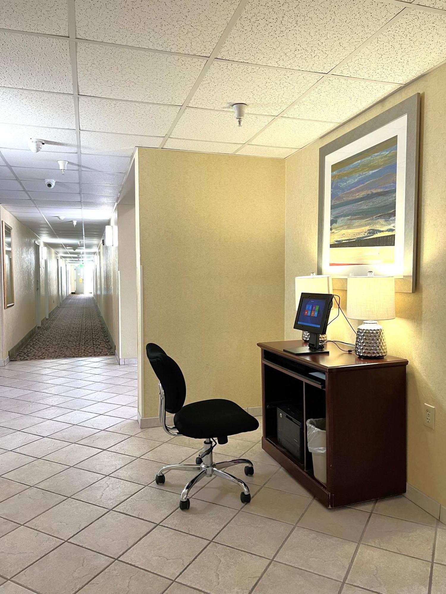 Baymont By Wyndham Litchfield Hotel Luaran gambar