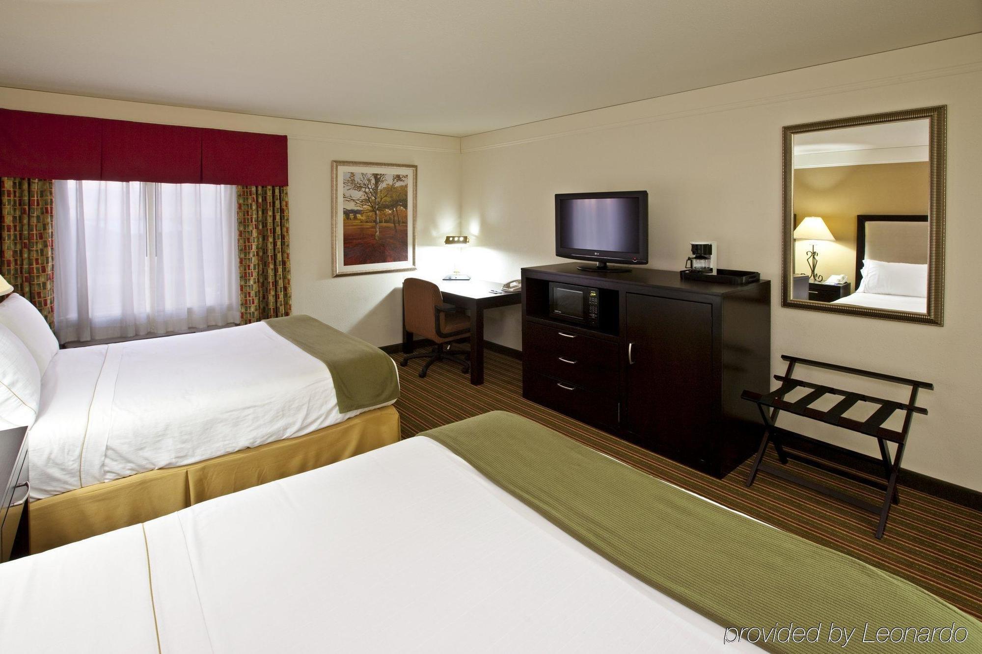 Baymont By Wyndham Litchfield Hotel Luaran gambar
