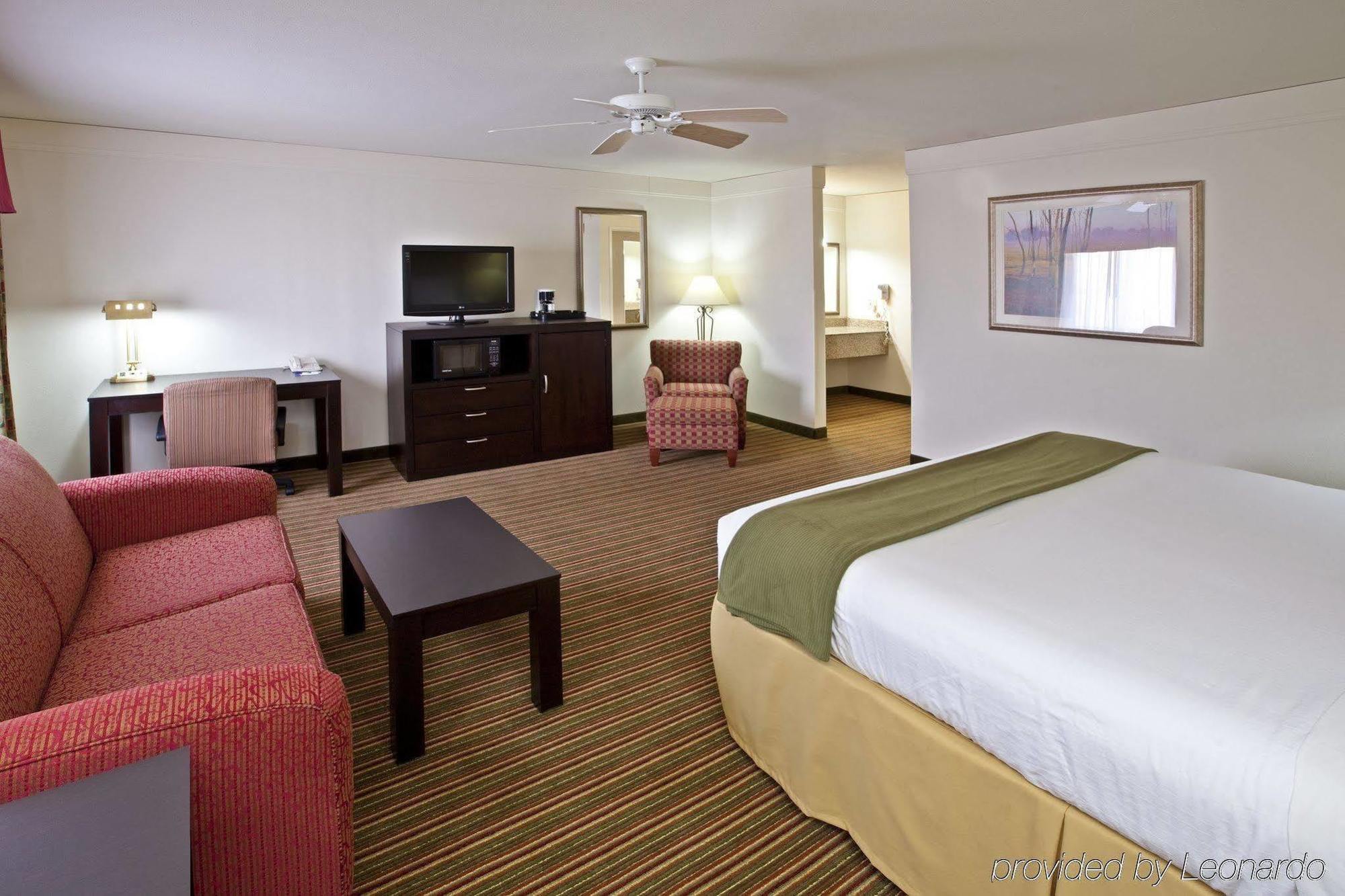 Baymont By Wyndham Litchfield Hotel Bilik gambar